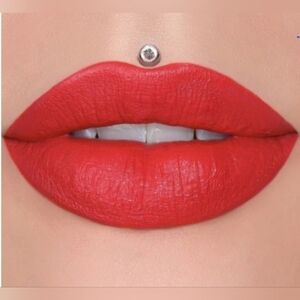 NIB Jeffree Star Velvet Trap Lipstick in Cherry Soda Full Size 3.3g 💋👄💄